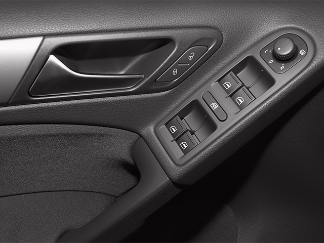 2013 Volkswagen Golf 2.5L