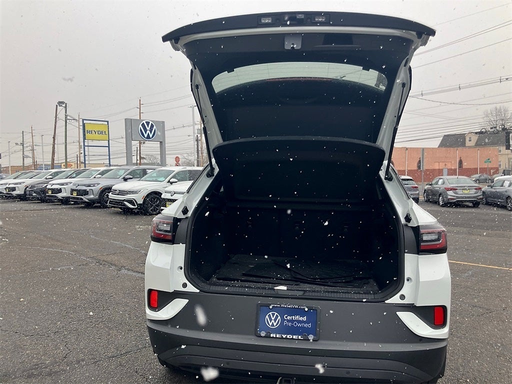 2023 Volkswagen ID.4 Pro