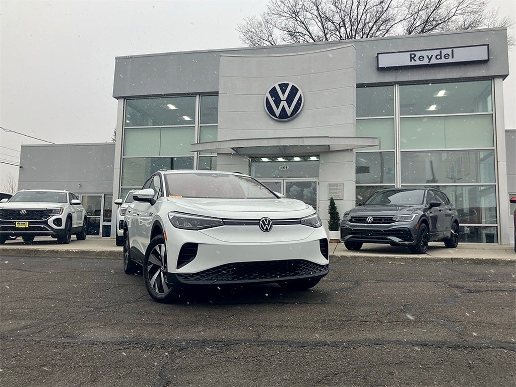 2023 Volkswagen ID.4 Pro