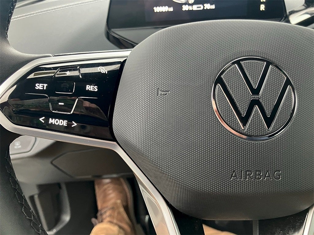 2023 Volkswagen ID.4 Pro