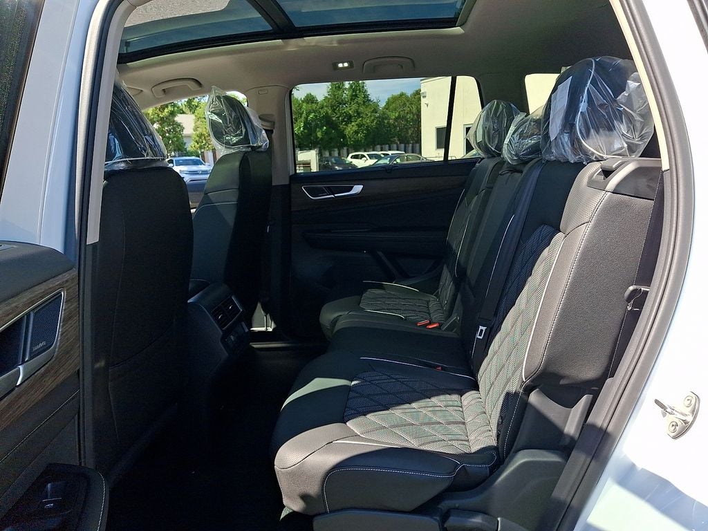 2026 Volkswagen Atlas SEL Premium R-Line