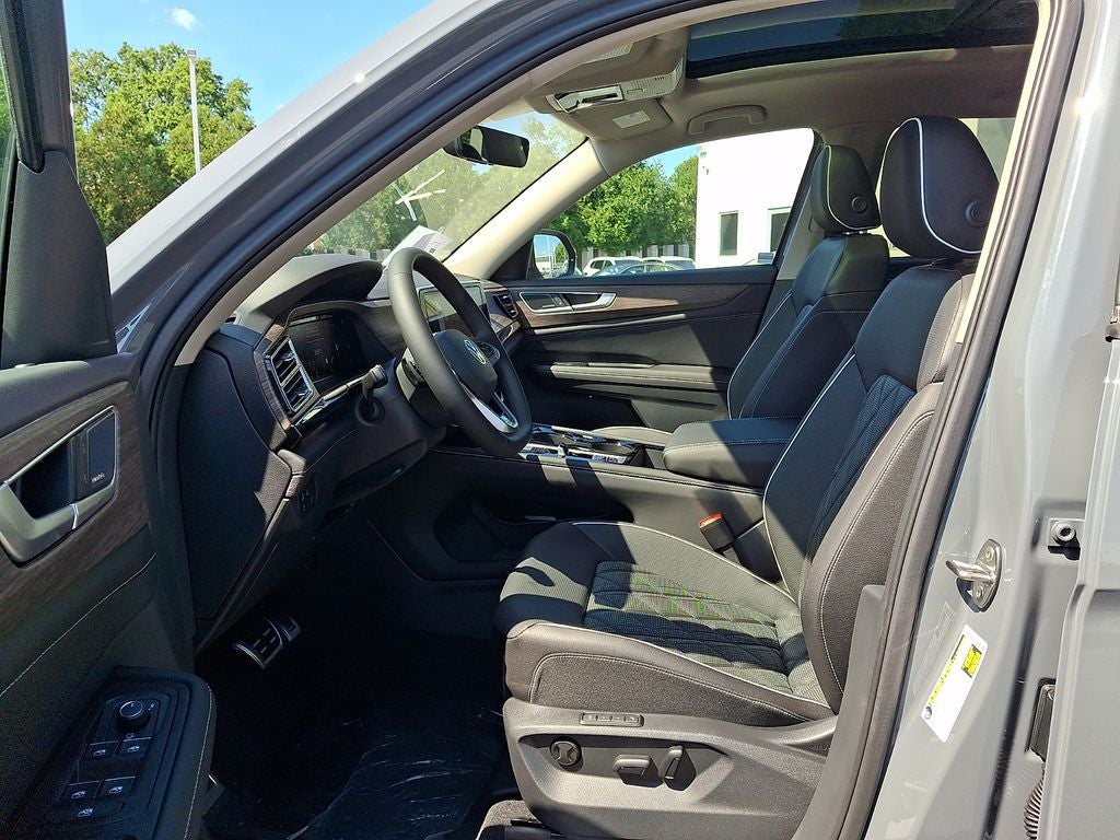 2026 Volkswagen Atlas SEL Premium R-Line