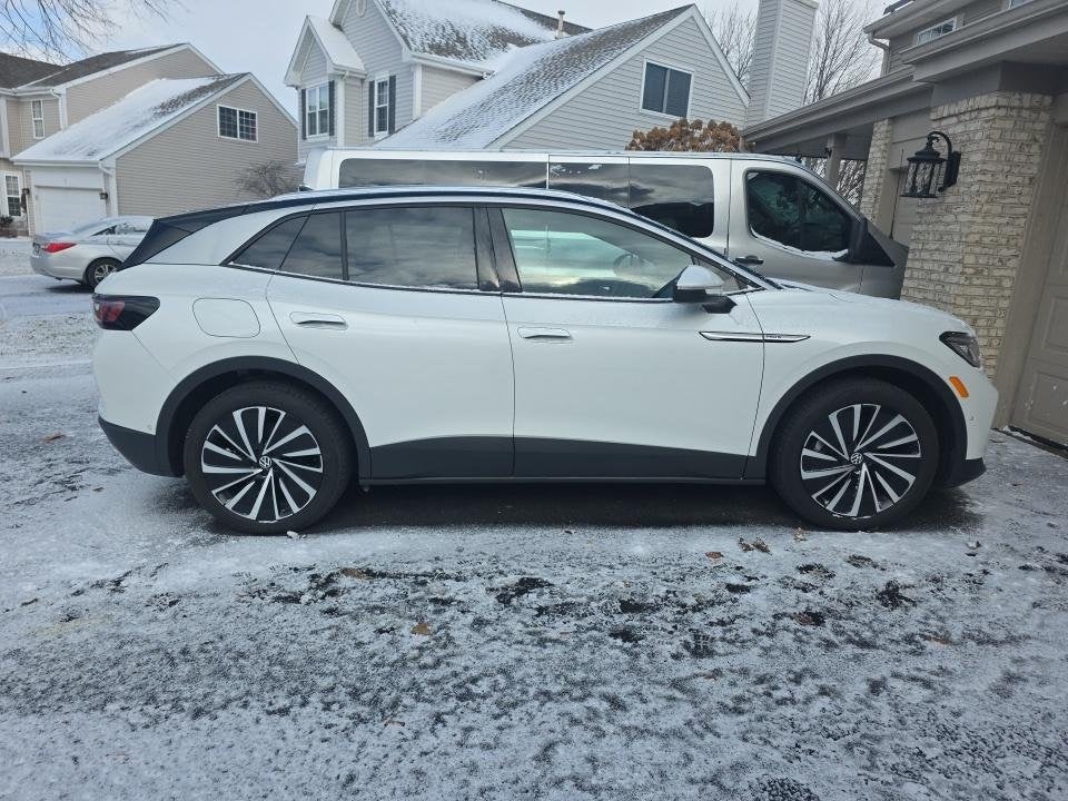 2023 Volkswagen ID.4 Pro S Plus