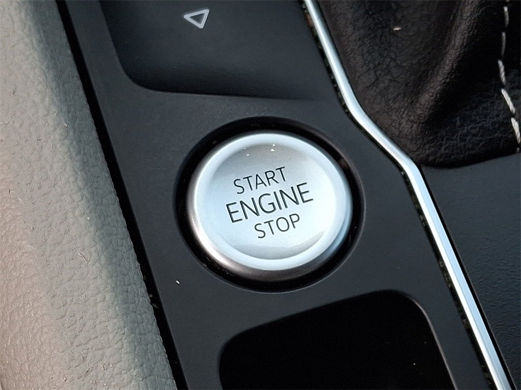 2023 Volkswagen Atlas 2.0T SE w/Technology