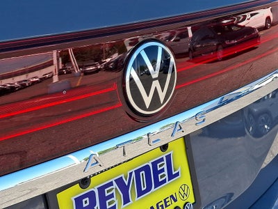 2026 Volkswagen Atlas SE w/Technology