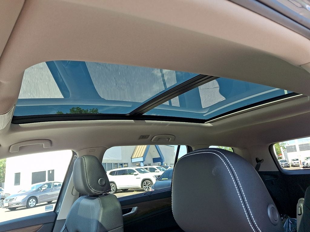 2026 Volkswagen Atlas SE w/Technology