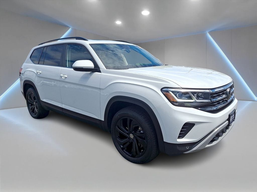 2022 Volkswagen Atlas 3.6L V6 SE w/Technology