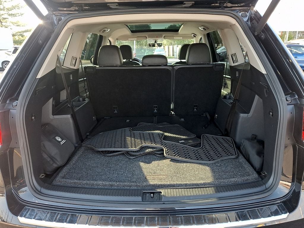 2022 Volkswagen Atlas 3.6L V6 SE w/Technology