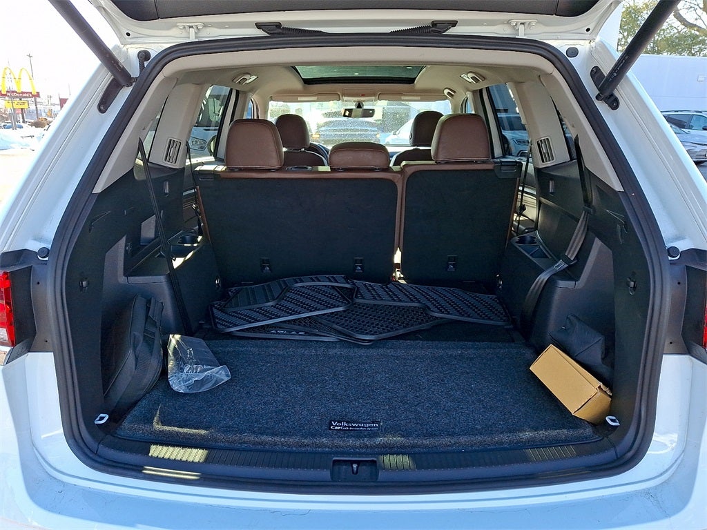 2023 Volkswagen Atlas 3.6L V6 SE w/Technology