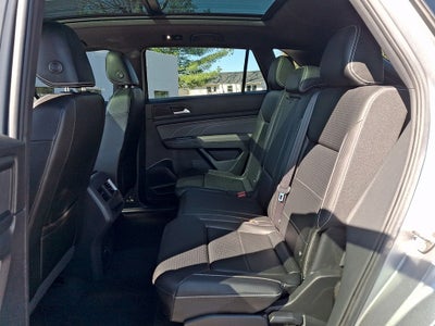 2023 Volkswagen Atlas Cross Sport 3.6L V6 SEL R-Line