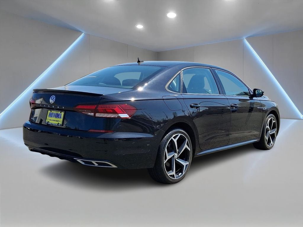 2020 Volkswagen Passat 2.0T R-Line