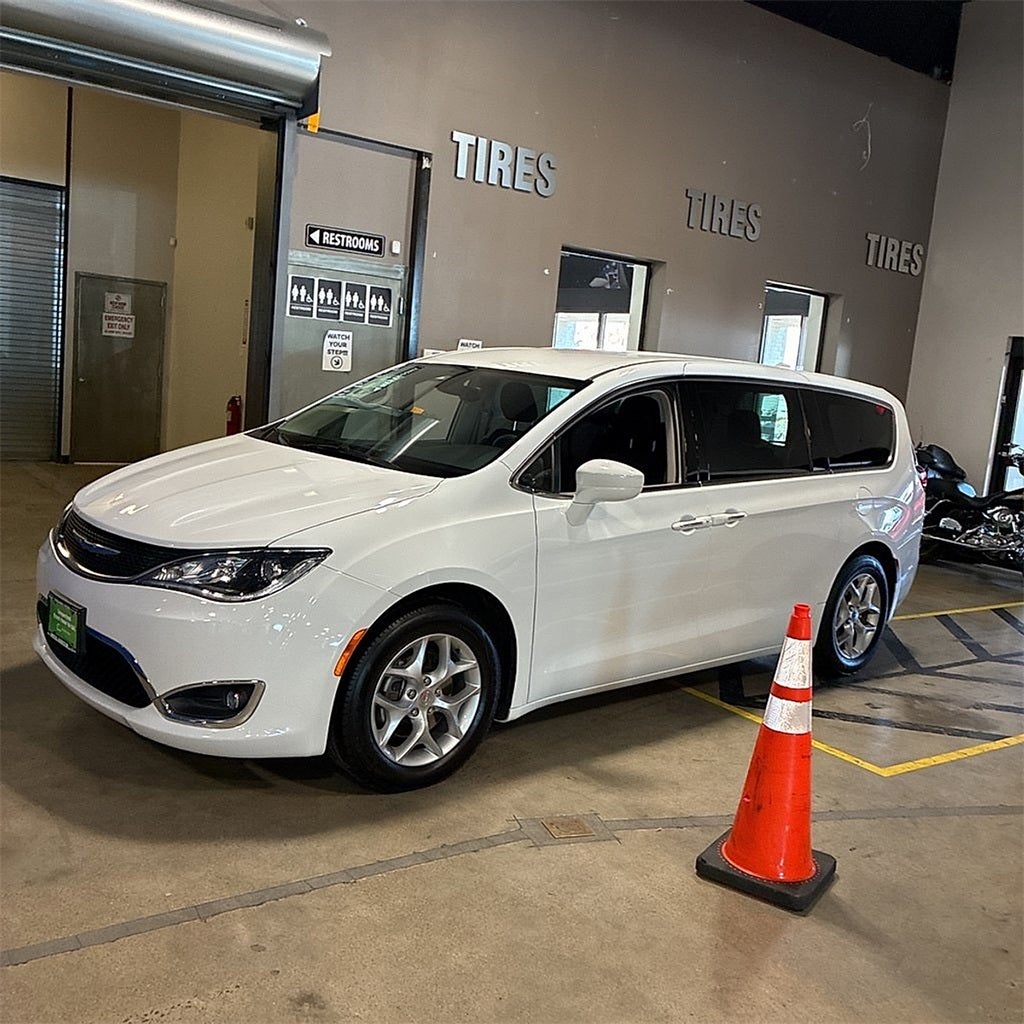 2018 Chrysler Pacifica Touring Plus