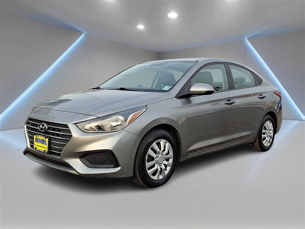 2022 Hyundai Accent SE