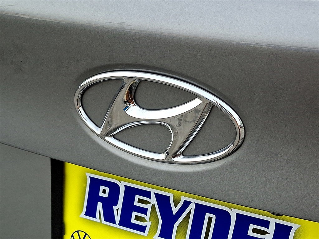 2022 Hyundai Accent SE