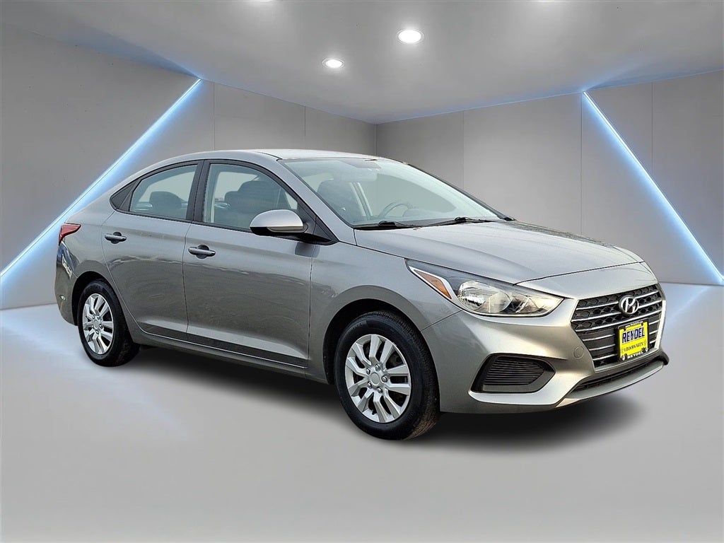 2022 Hyundai Accent SE