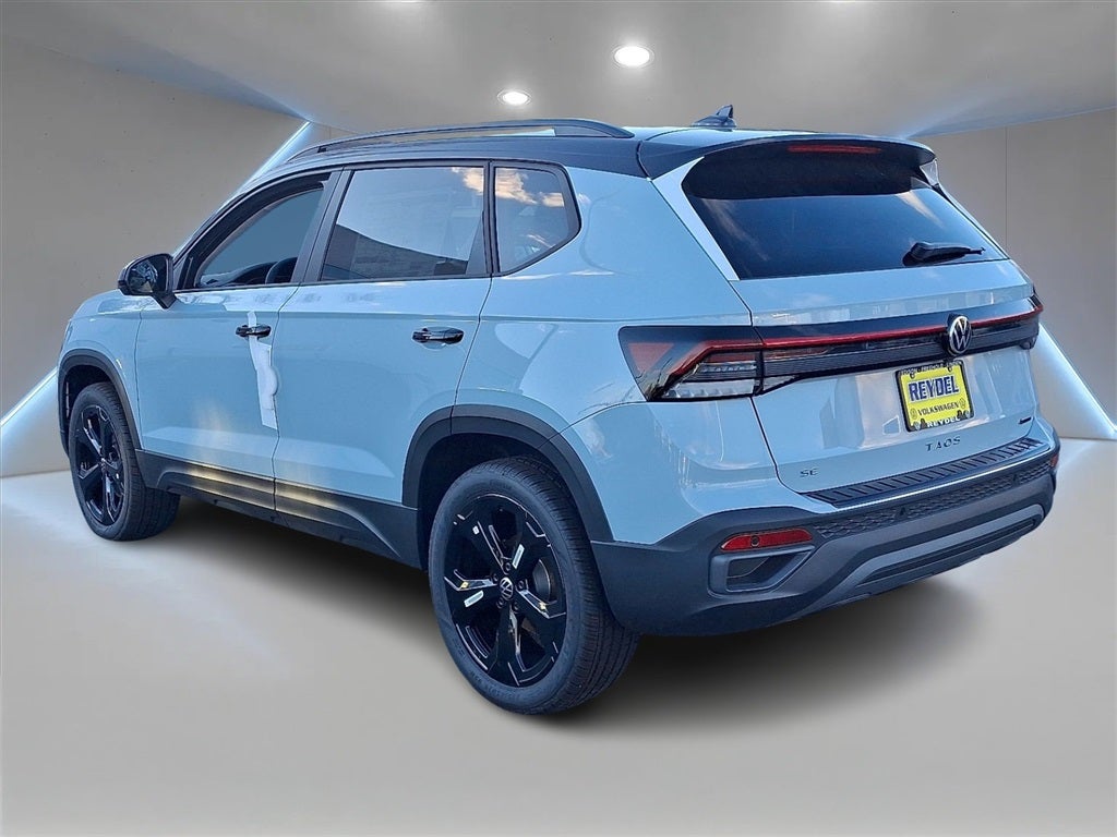 2025 Volkswagen Taos 1.5T SE Black