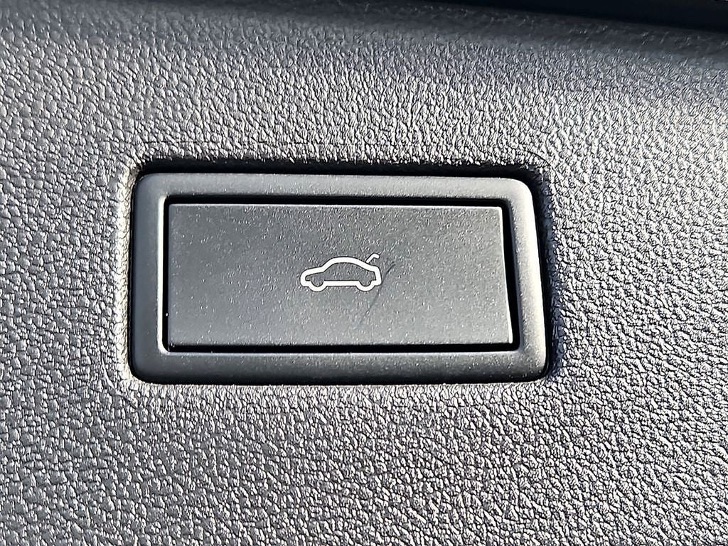 2022 Volkswagen Tiguan 2.0T SEL R-Line