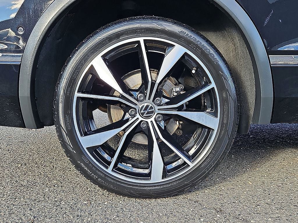 2022 Volkswagen Tiguan 2.0T SEL R-Line
