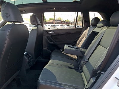 2024 Volkswagen Tiguan 2.0T SE R-Line Black
