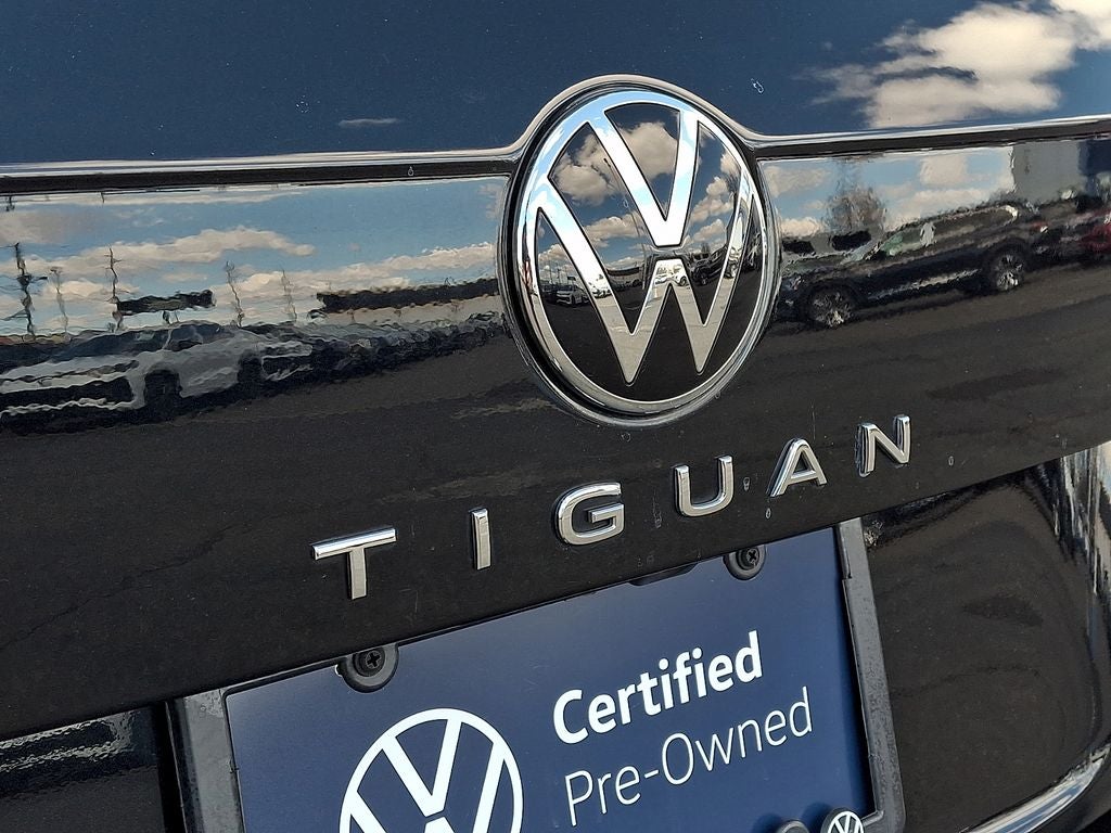 2023 Volkswagen Tiguan 2.0T SE R-Line Black