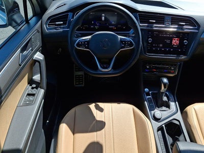 2023 Volkswagen Tiguan 2.0T SE R-Line Black