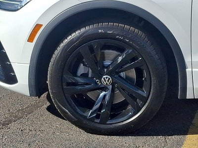 2023 Volkswagen Tiguan 2.0T SE R-Line Black