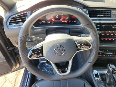 2024 Volkswagen Tiguan 2.0T SE R-Line Black