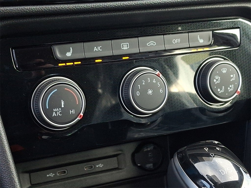 2025 Volkswagen Taos 1.5T S