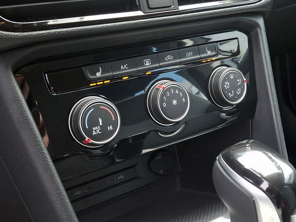 2025 Volkswagen Taos 1.5T S