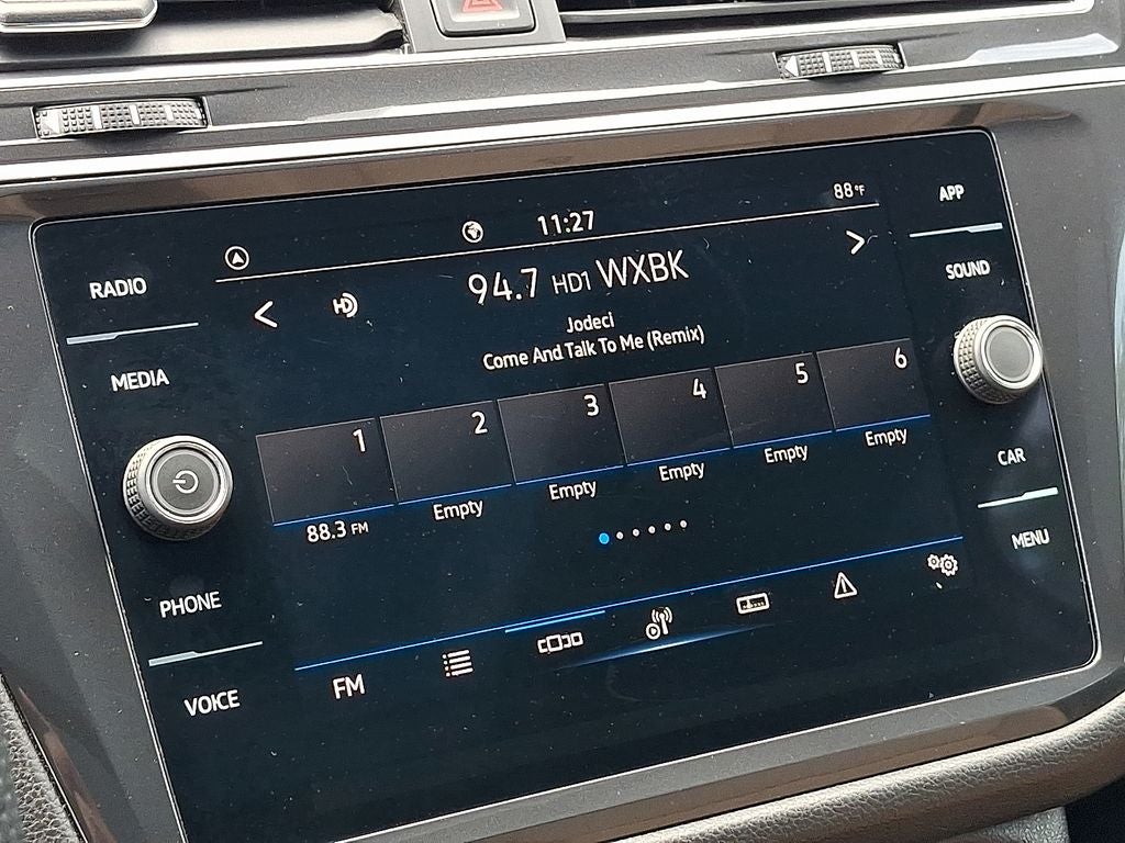 2023 Volkswagen Tiguan 2.0T SE R-Line Black