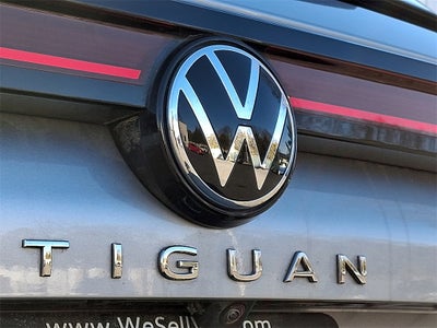 2025 Volkswagen Tiguan 2.0T SE
