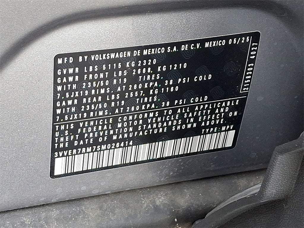 2025 Volkswagen Tiguan 2.0T SE