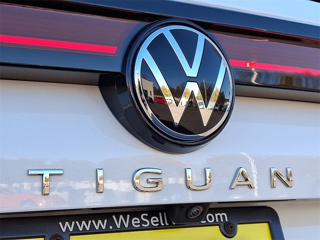 2025 Volkswagen Tiguan 2.0T SE