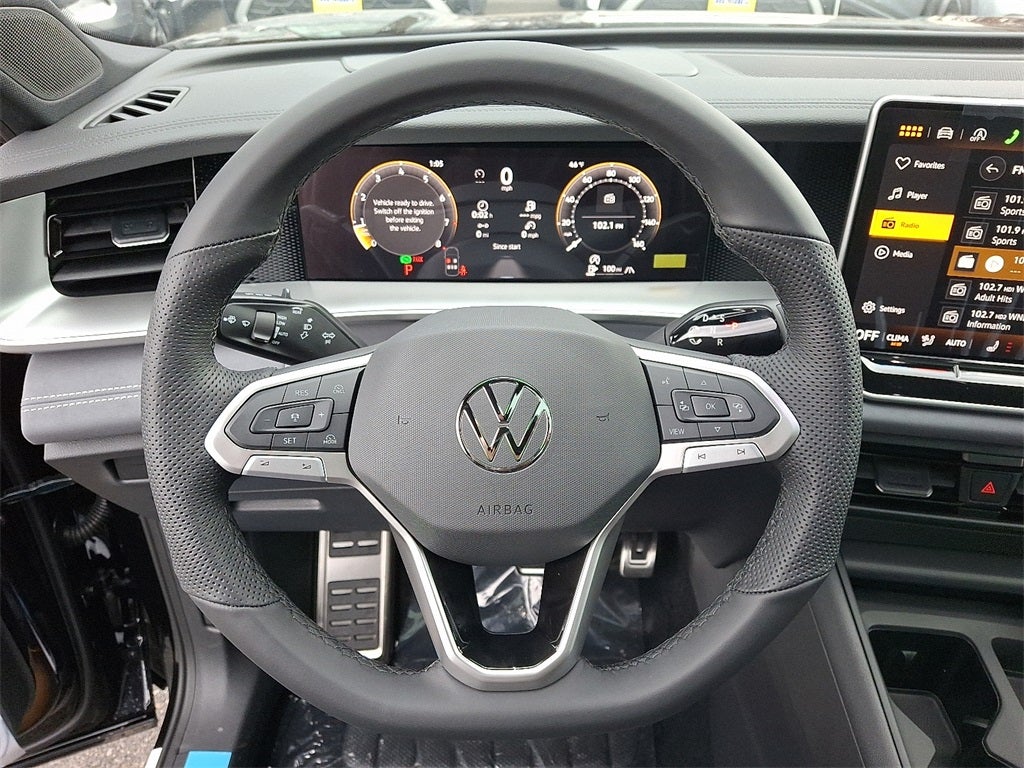 2026 Volkswagen Tiguan 2.0T SE R-Line Black