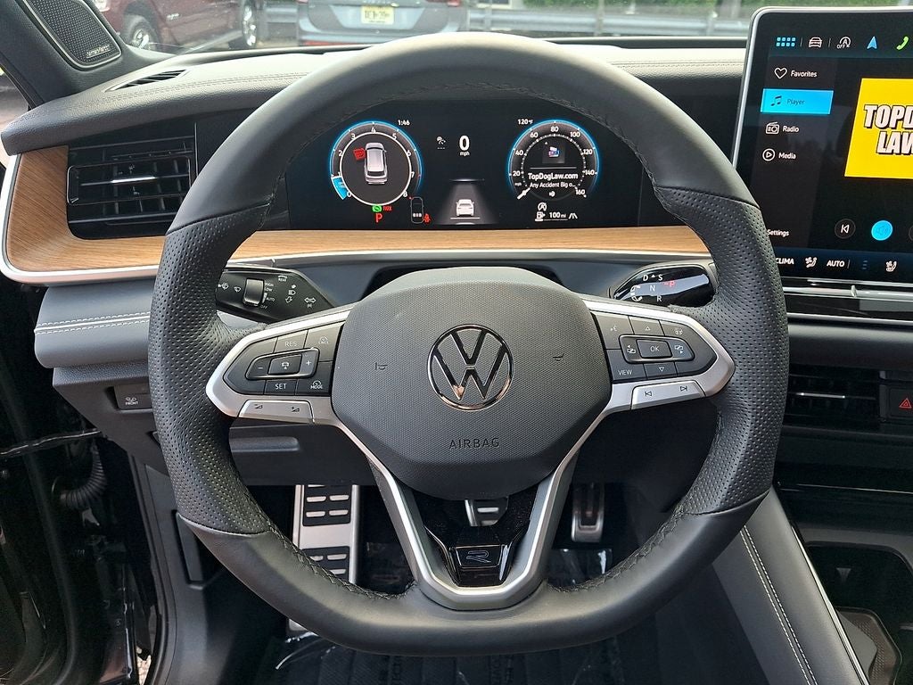 2025 Volkswagen Tiguan 2.0T SEL R-Line