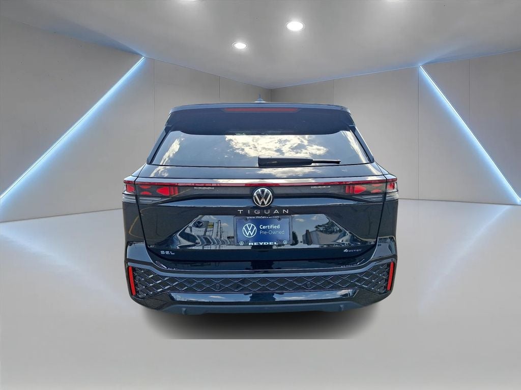 2025 Volkswagen Tiguan 2.0T SEL R-Line