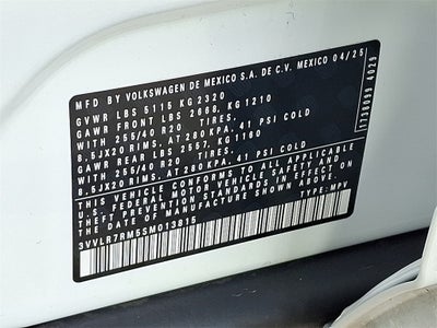 2025 Volkswagen Tiguan 2.0T SEL R-Line