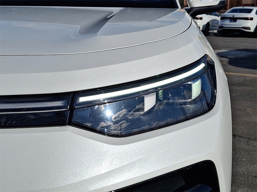 2025 Volkswagen Tiguan 2.0T SEL R-Line