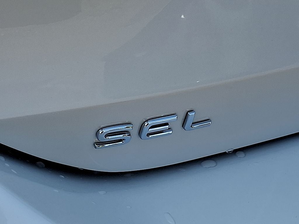 2025 Volkswagen Tiguan 2.0T SEL R-Line