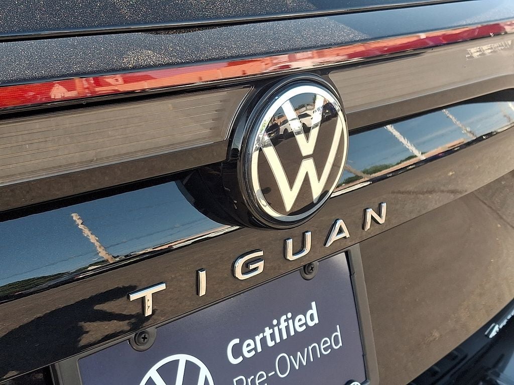 2025 Volkswagen Tiguan 2.0T SEL R-Line