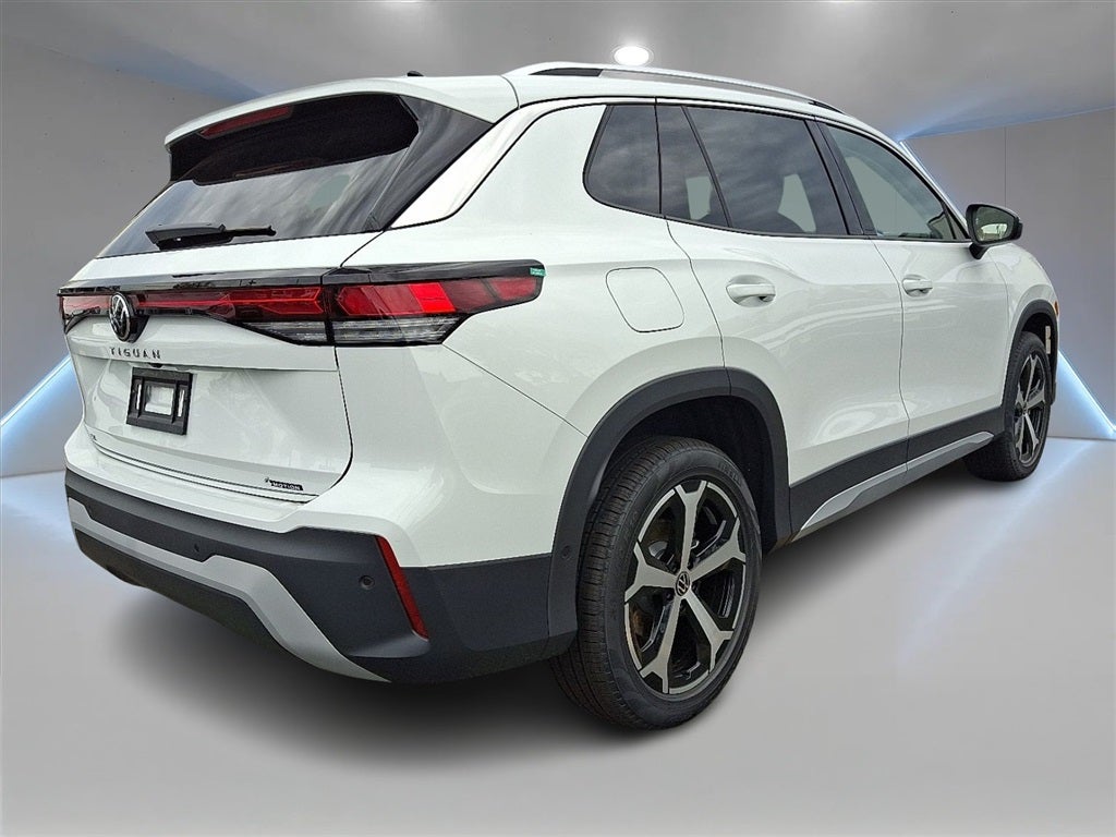 2025 Volkswagen Tiguan 2.0T SE