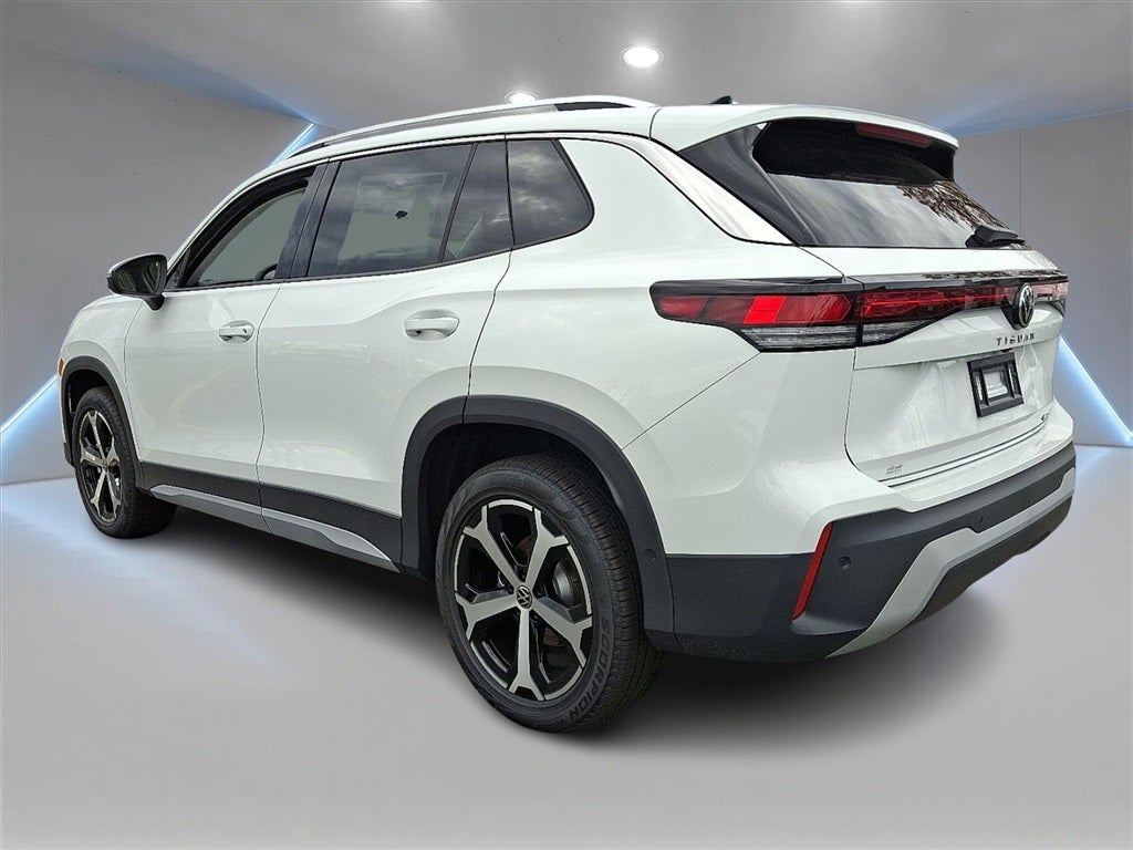 2025 Volkswagen Tiguan 2.0T SE