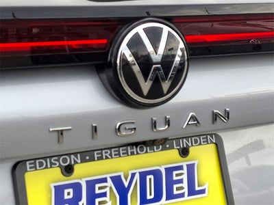 2025 Volkswagen Tiguan 2.0T SE