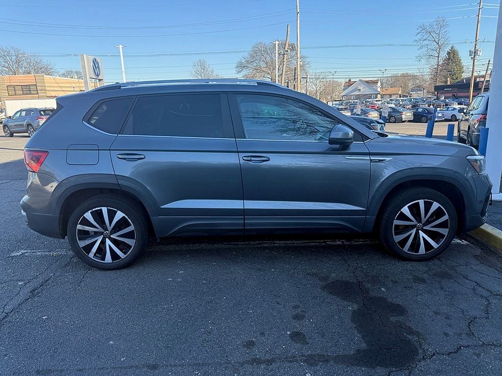 2022 Volkswagen Taos 1.5T SE