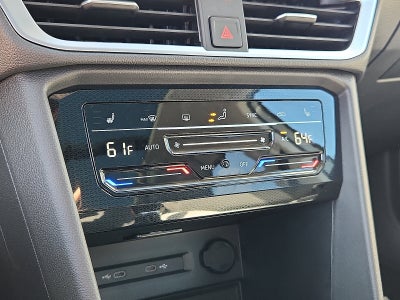 2027 Volkswagen Taos 1.5T SE