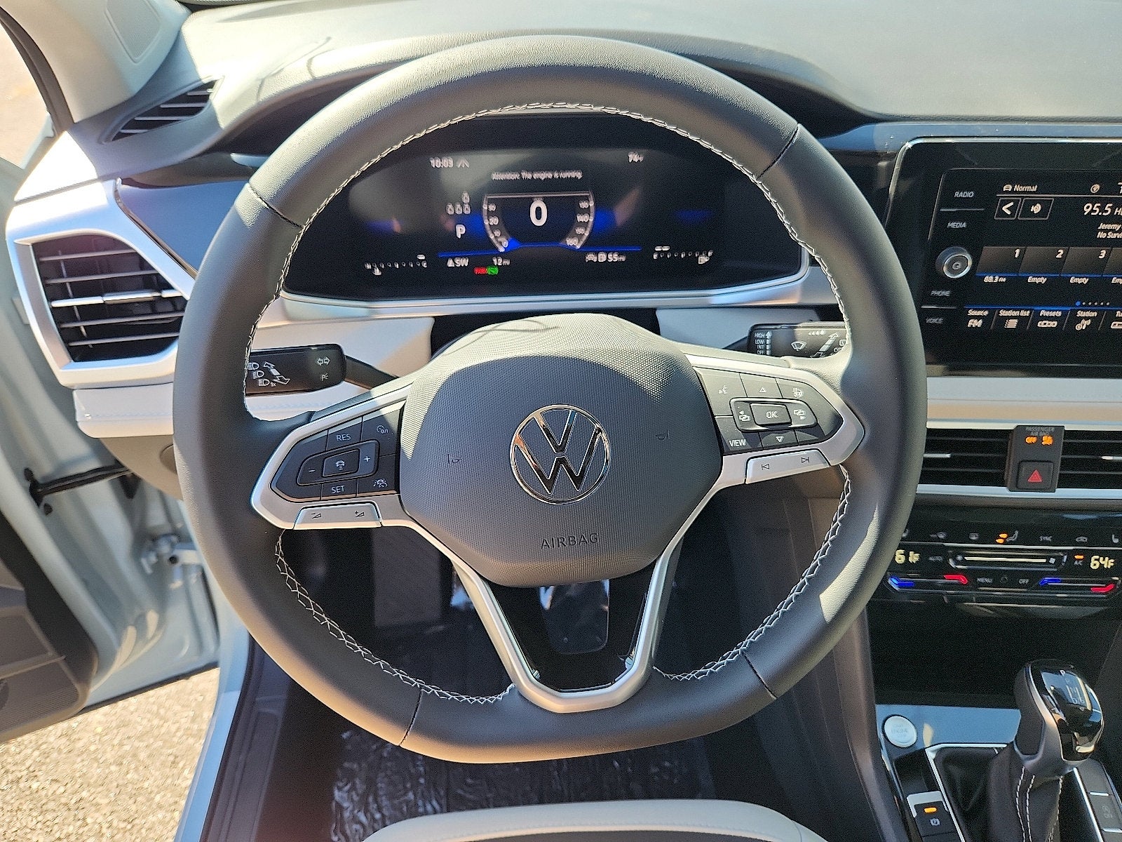2027 Volkswagen Taos 1.5T SE