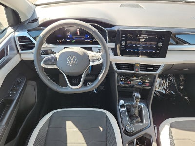 2027 Volkswagen Taos 1.5T SE