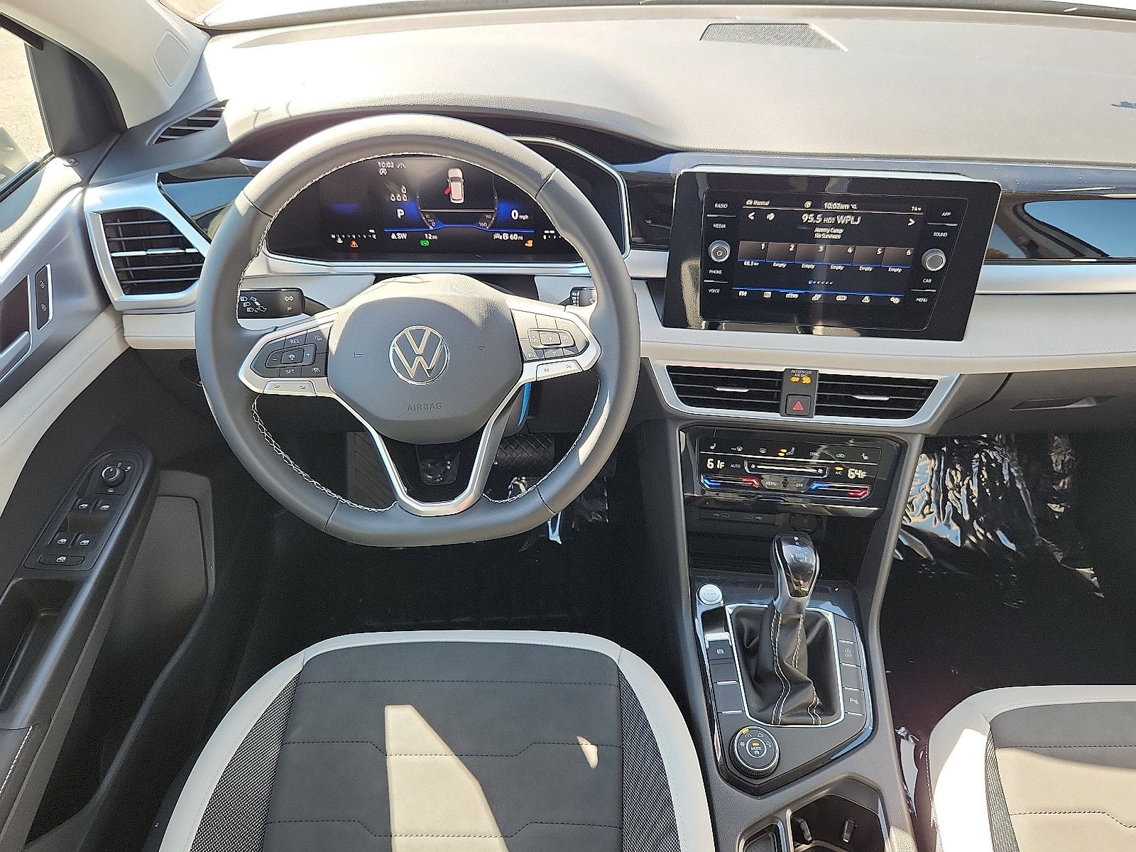 2027 Volkswagen Taos 1.5T SE