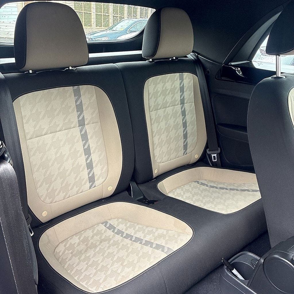 2018 Volkswagen Beetle 2.0T Coast