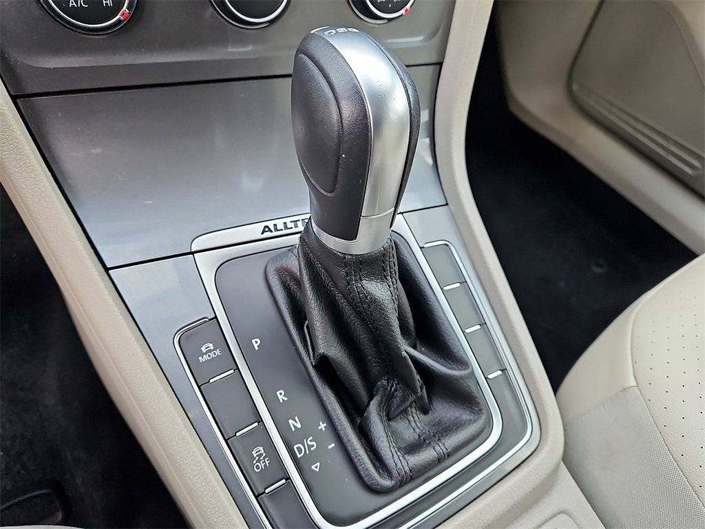 2017 Volkswagen Golf Alltrack TSI S 4Motion